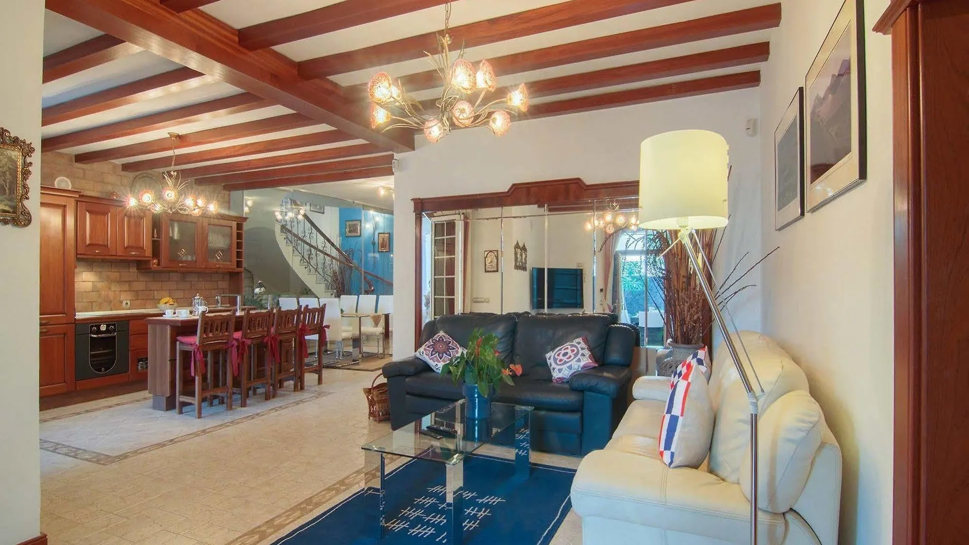 Villa La Concha Lanzarote Island Hotel